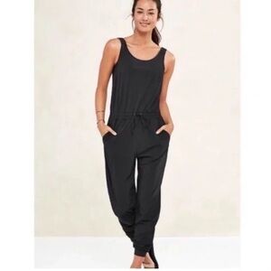 Women’s Black Sleeveless Jumpsuit with Drawstring Waist